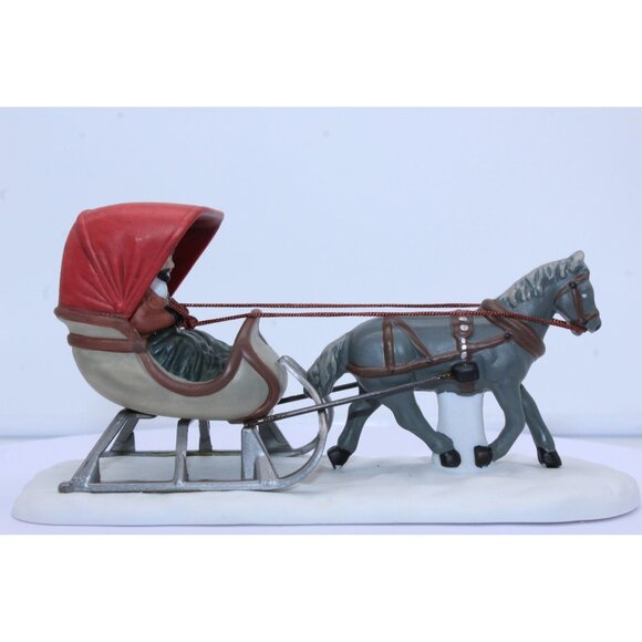 Dept 56 Heritage Village - One Horse Open Sleigh - Picture 2 of 6
